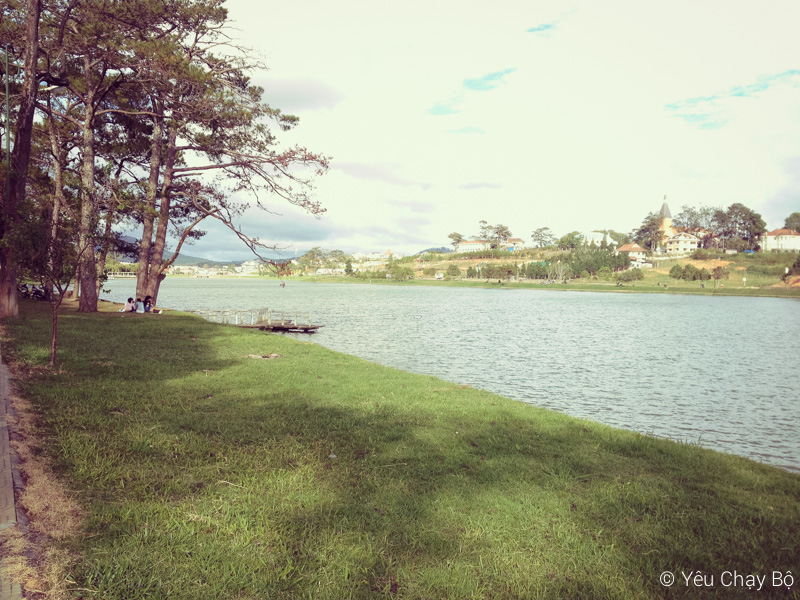 Một góc hồ Xuân Hương