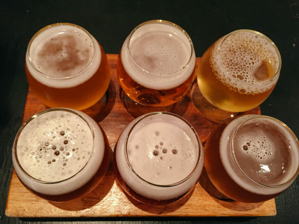 Set bia 6 ly của Pasteur Street Brewing Company