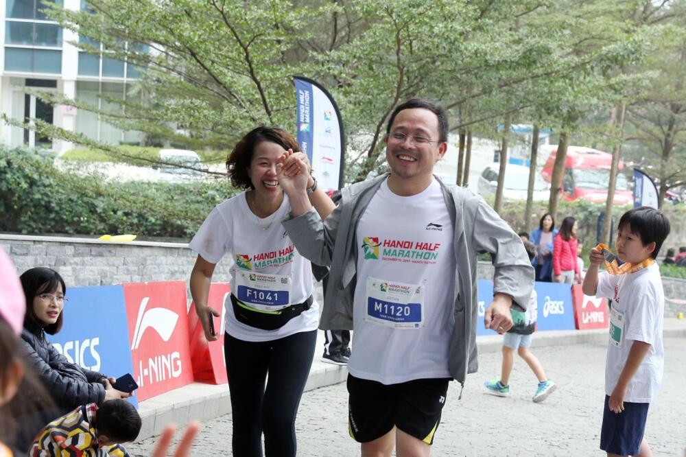 [QC] Li-Ning đồng hành cùng Hanoi Half Marathon 2017 - li ning dong hanh cung hanoi half marathon 2017 8