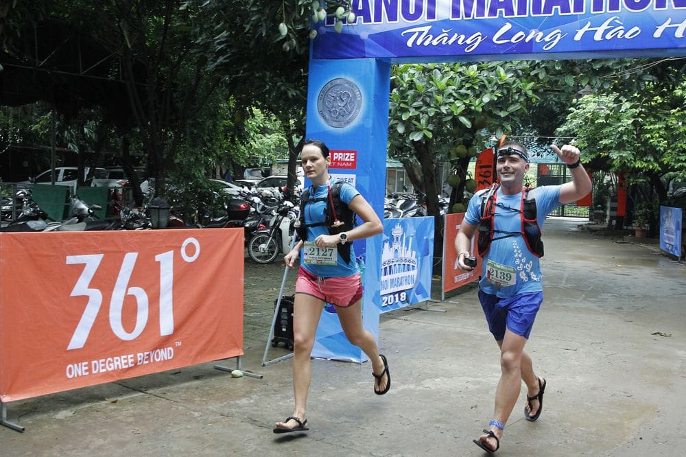 [QC] Thời trang 361° - Tiếp lửa đam mê “chạy bộ” cùng Hanoi marathon 2018 - thoi trang 361 tiep lua dan me chay bo cung hanoi marathon 2018 2