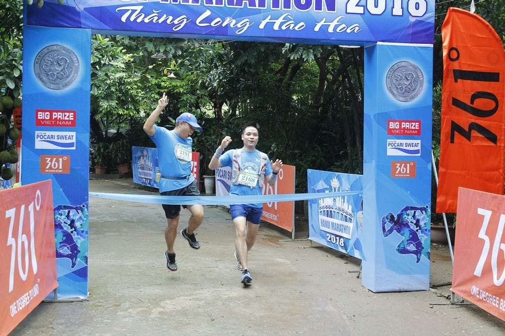 [QC] Thời trang 361° - Tiếp lửa đam mê “chạy bộ” cùng Hanoi marathon 2018 - thoi trang 361 tiep lua dan me chay bo cung hanoi marathon 2018 4