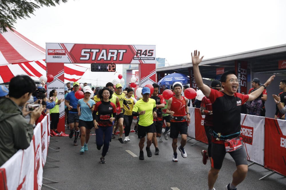 [QC]    Li-Ning với Run For Self Half Marathon 2019 - he 5 li ning dong with run4self 2019 Half Marathon