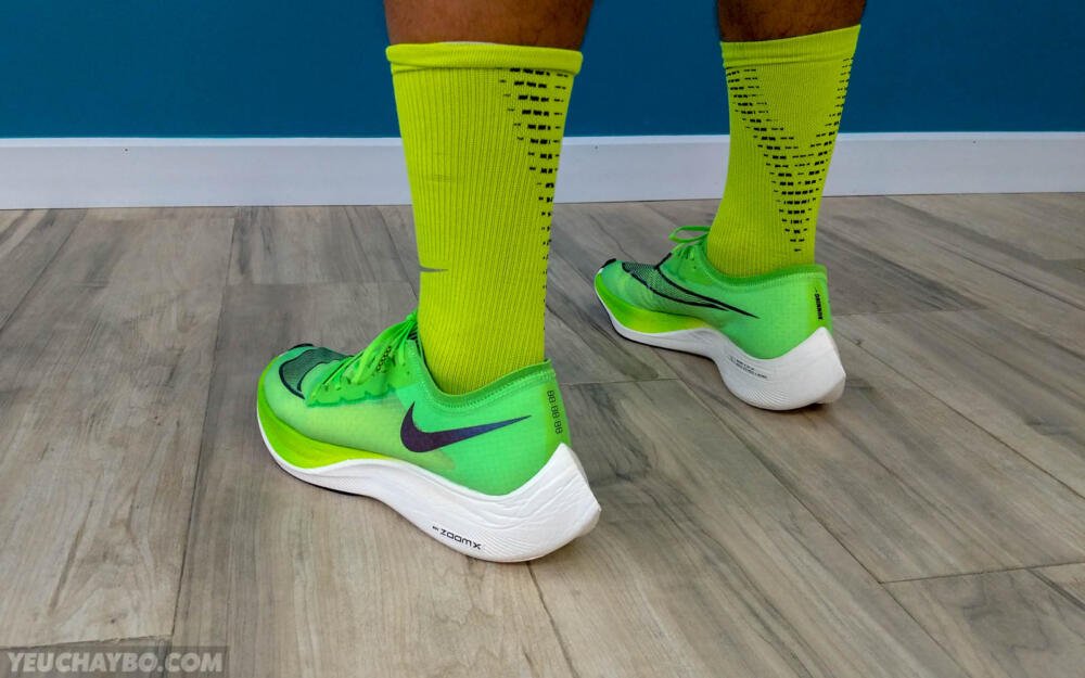 Trên chân Nike Vaporfly NEXT% - Êm hơn, nhẹ hơn, thoải mái hơn - tren chan nike zoomx vaporfly next percent 30