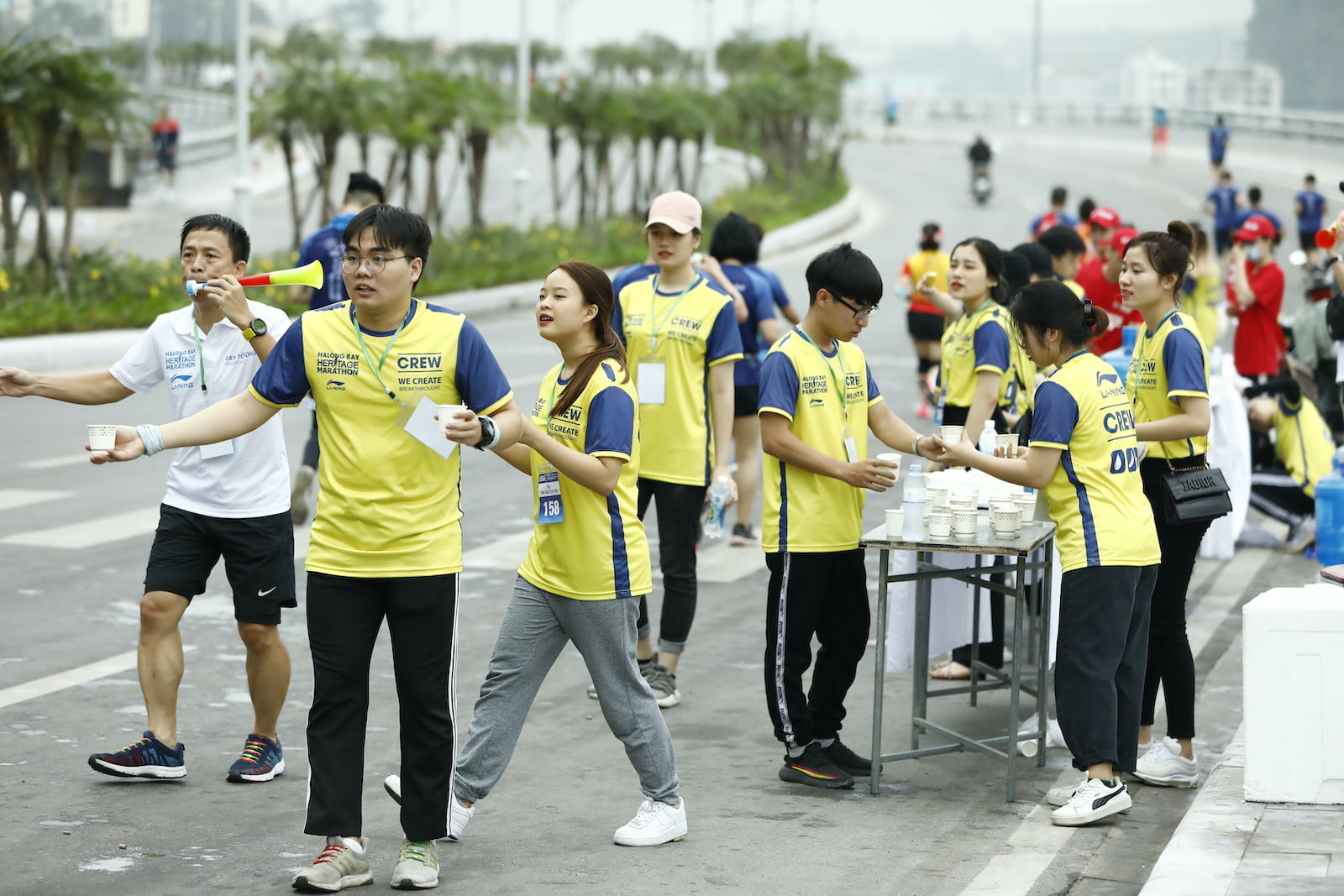 [QC] Những người bạn đồng hành đáng tin cậy trong Halong Bay Heritage Marathon 2020 - halong bay heritage marathon 2020 2