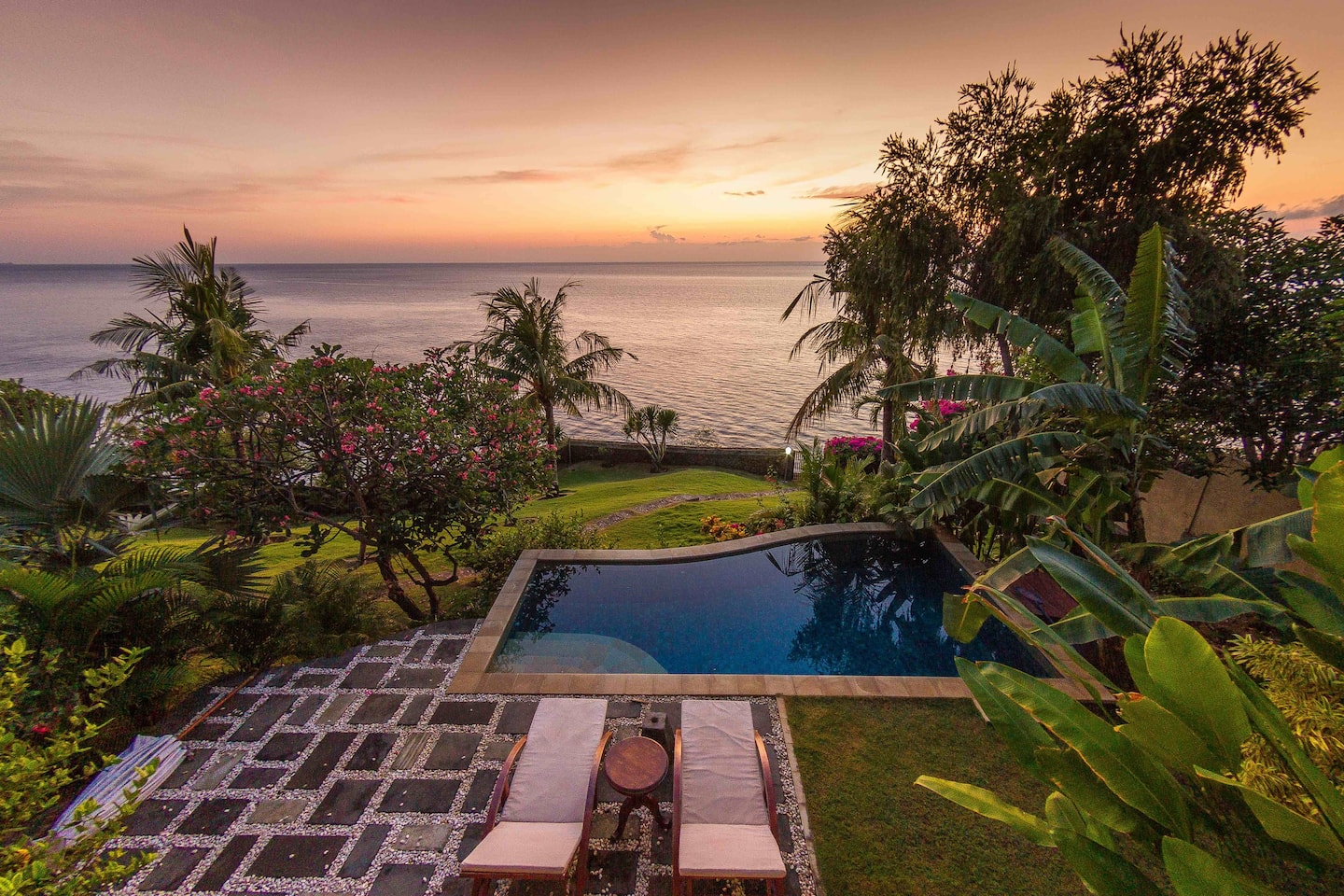 [2022 W32][21K hè 2022] Tuần 9 - Vui chơi, nghỉ dưỡng ở Bali (Phần 1) - aquamarine seaview private pool oceanfront bali