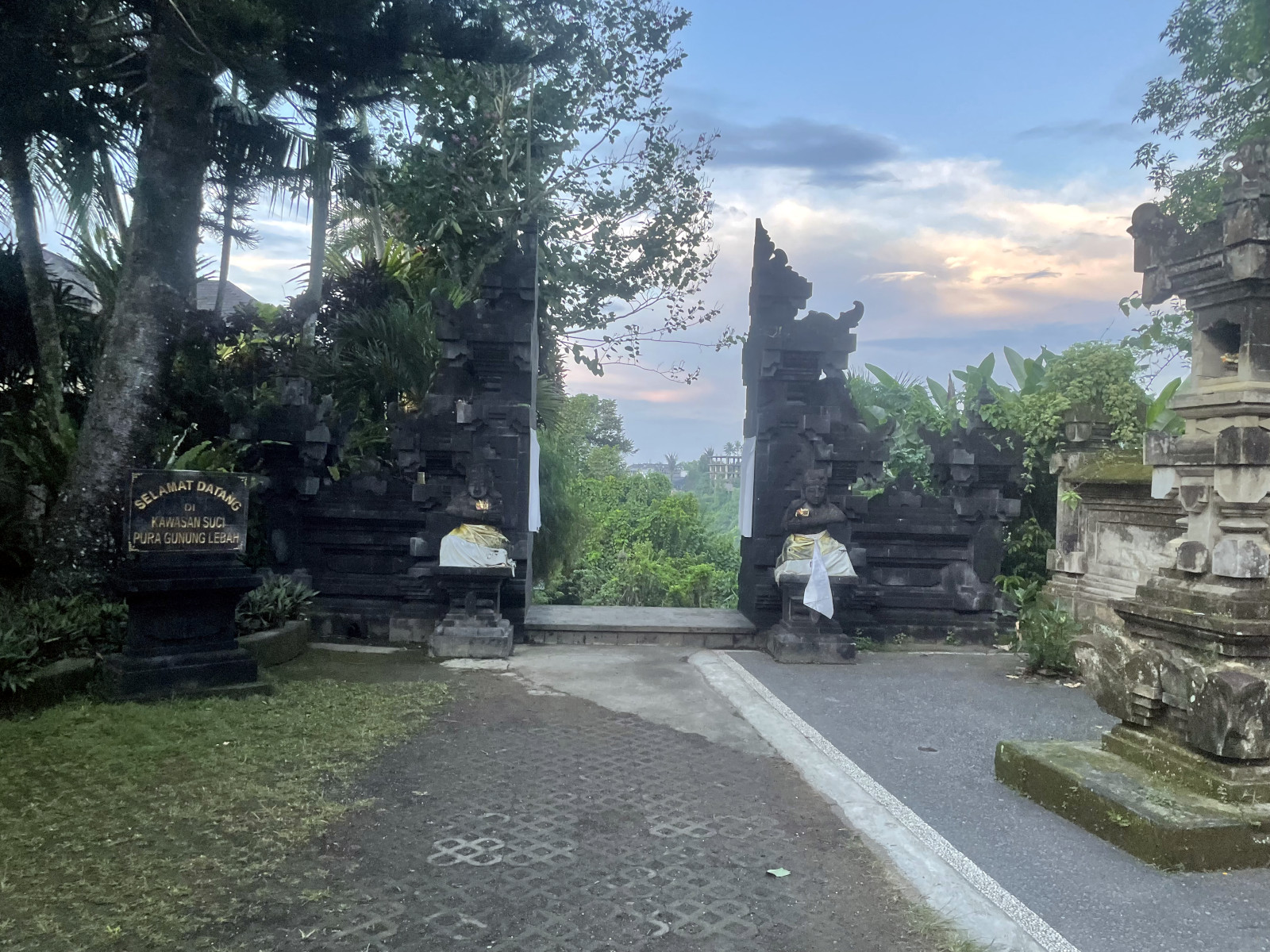 Dạo chơi ngắm cảnh Campuhan Ridge Walk (Bali, Indonesia) - campuhan ridge walk 4