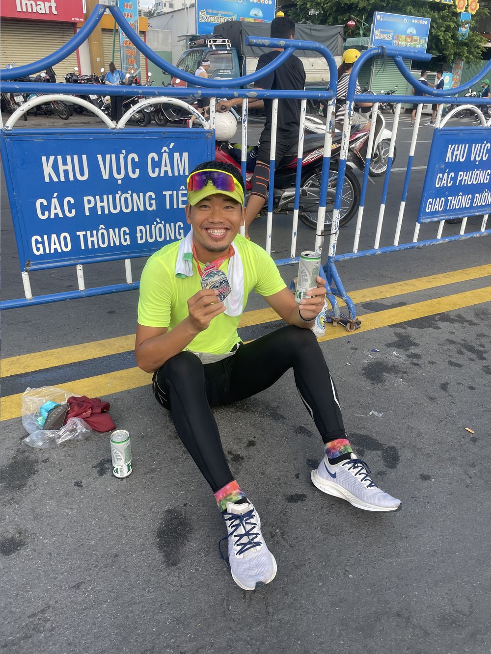 Kí sự VnExpress Marathon Nha Trang 2022 - Chạy là phụ, ăn nhậu là chính - vnexpress marathon nha trang 2022 finish