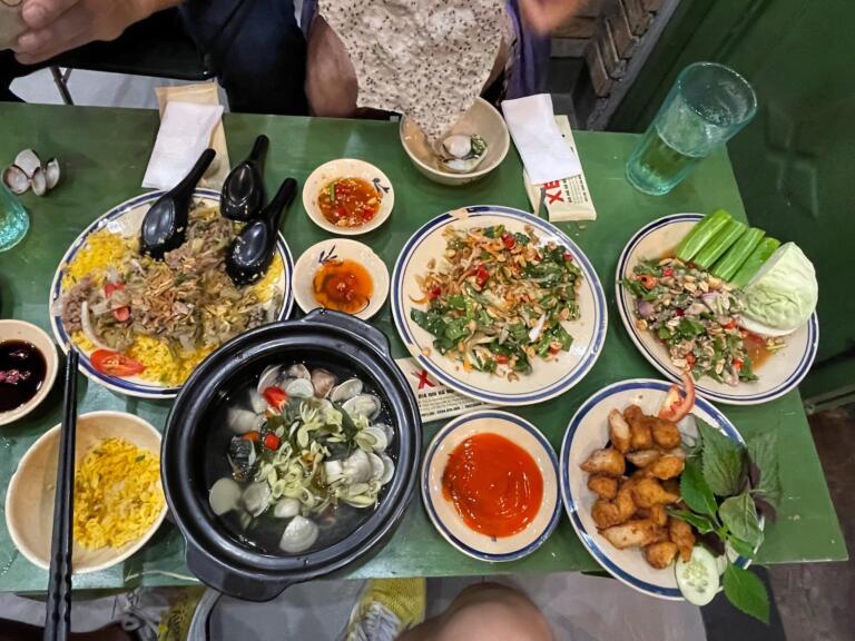 [2026 W03-05] Ăn nhậu ở Việt Nam, chuẩn bị vào guồng tập triathlon